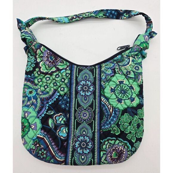 Vera Bradley Floral Pattern Quilted Shoulder Bag With Zipper Closure - Picture 1 of 4